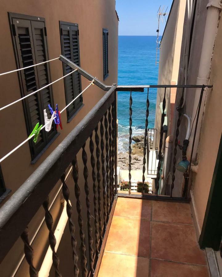 Blue Coral Apartment Cefalù Eksteriør bilde